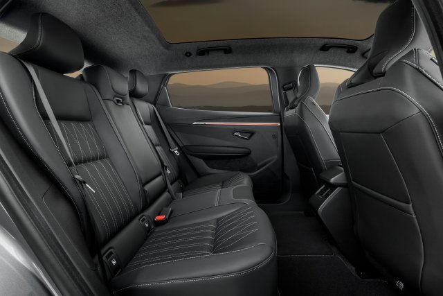 Eclipse Cross BEV